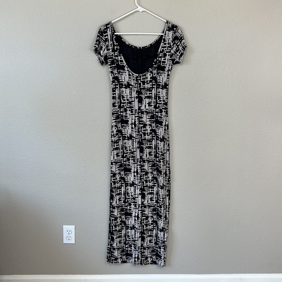 Cameo Rose Maxi Dress Size Small - Picture 4 of 13